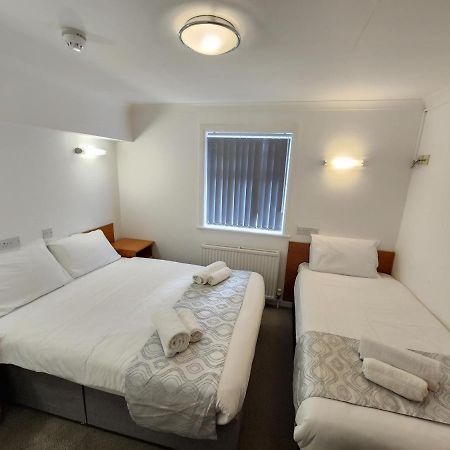 Sk Heathrow Hotel Hayes  Kültér fotó