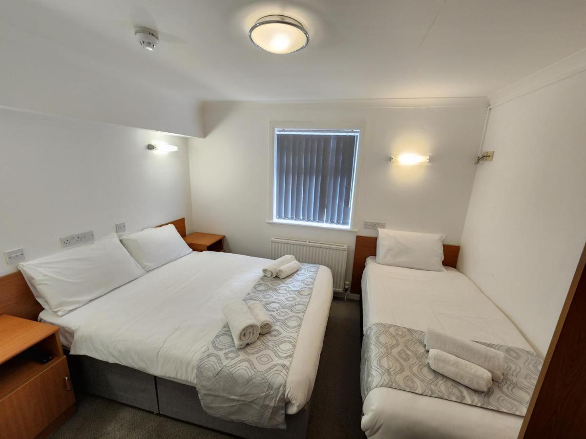 Sk Heathrow Hotel Hayes  Kültér fotó