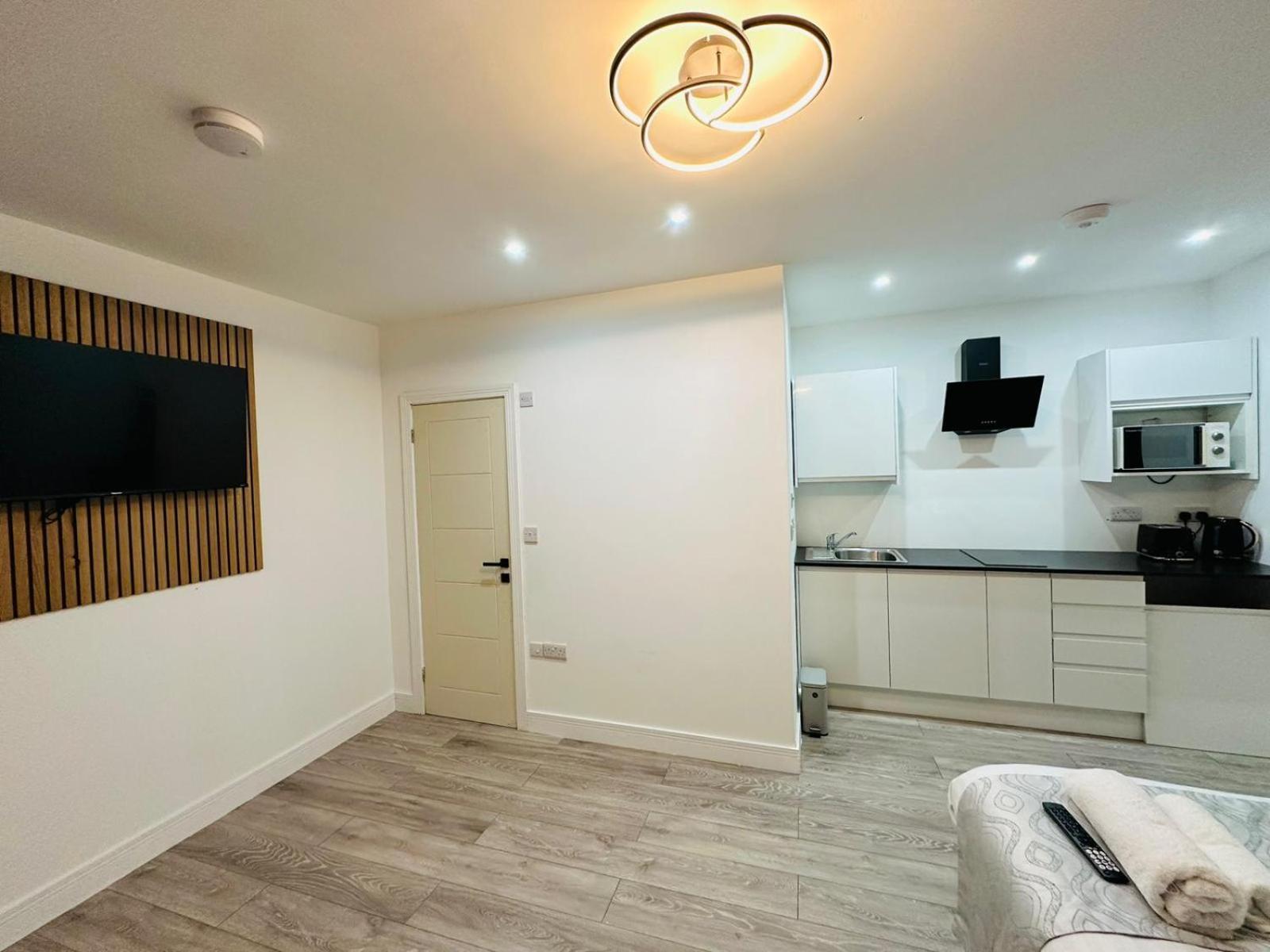 Sk Heathrow Hotel Hayes  Kültér fotó