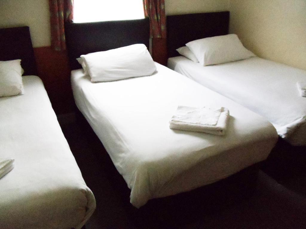 Sk Heathrow Hotel Hayes  Szoba fotó