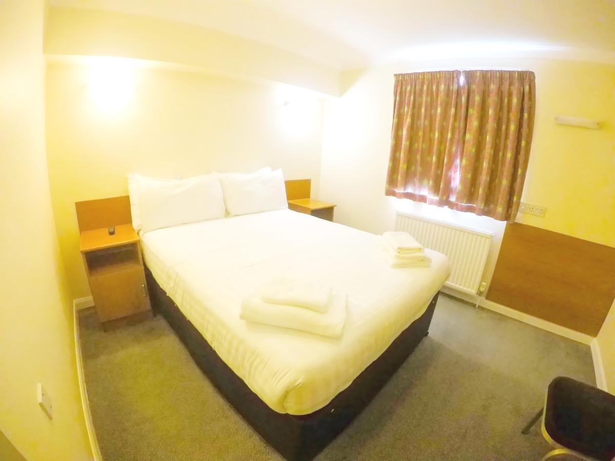 Sk Heathrow Hotel Hayes  Kültér fotó