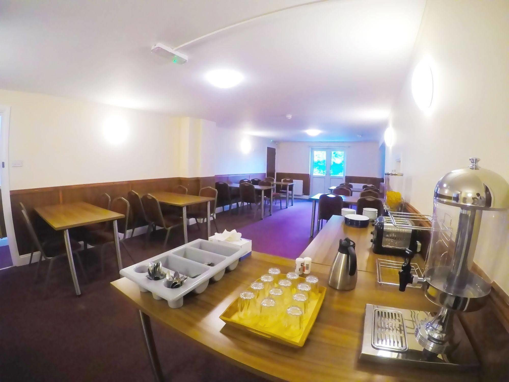 Sk Heathrow Hotel Hayes  Kültér fotó